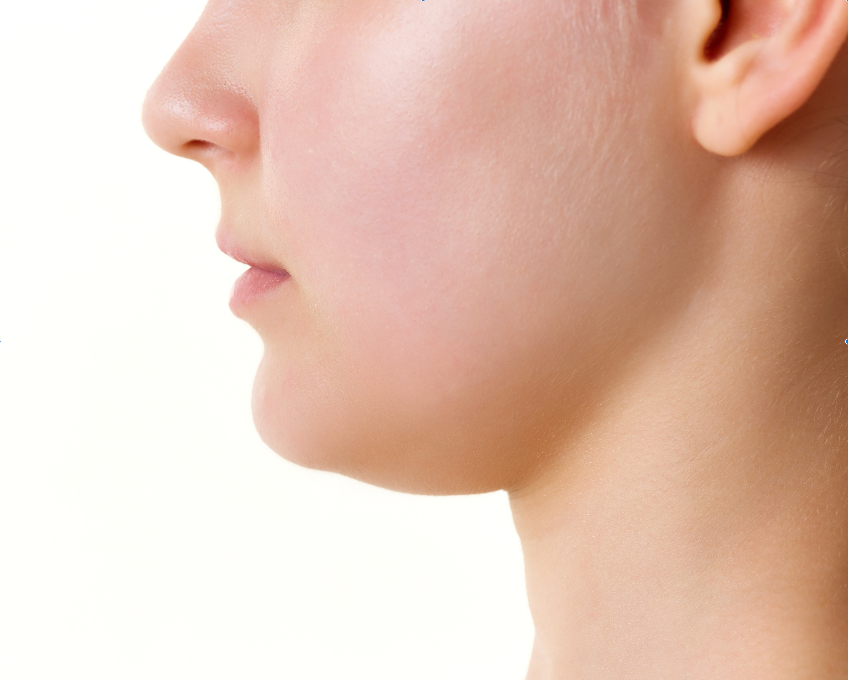 日本必試的減雙下巴方法！如何用10秒鐘就練出V臉線條！